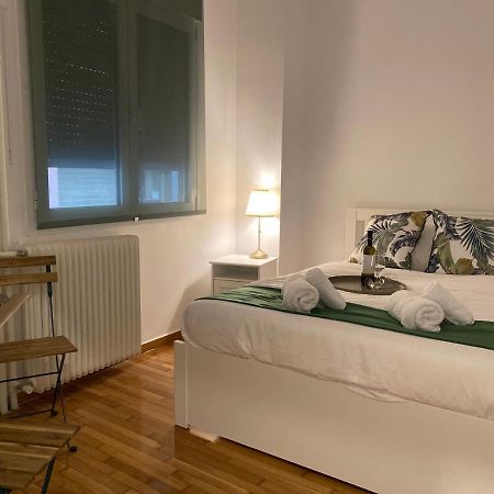 Elia Modern Apartment Atény Exteriér fotografie